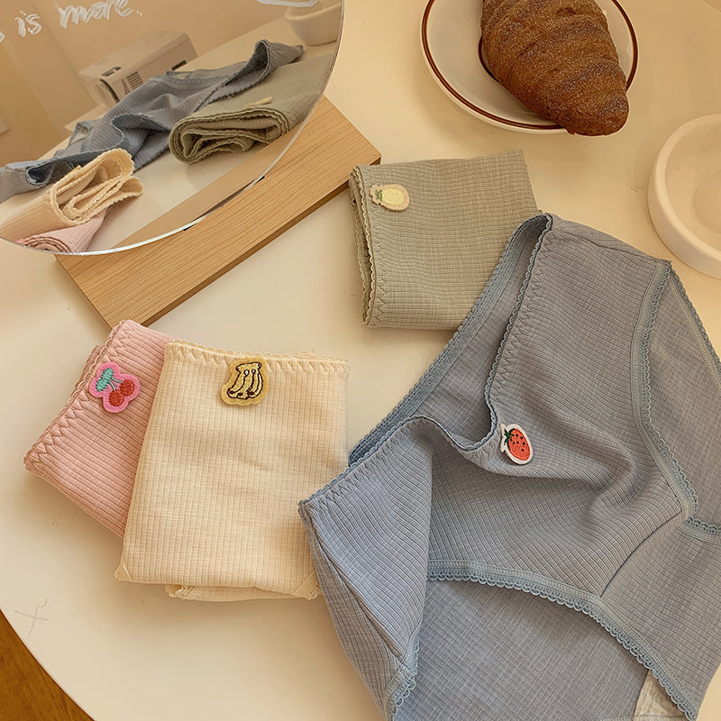 フルーツ刺繍が可愛いワッフルパンティ